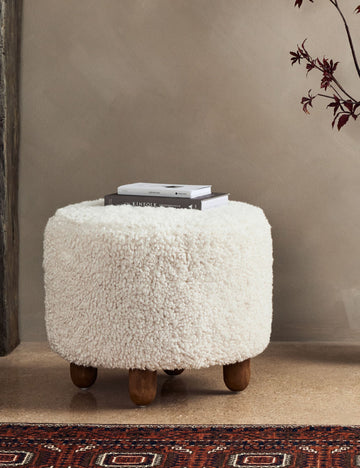 #color::ivory-sheepskin