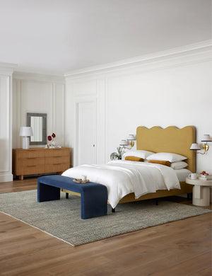 Clementine Platform Bed : Talc Linen / Full