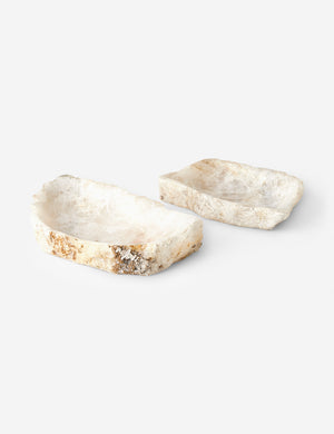 Both sizes of the Orta chiseled quartz catchall tray