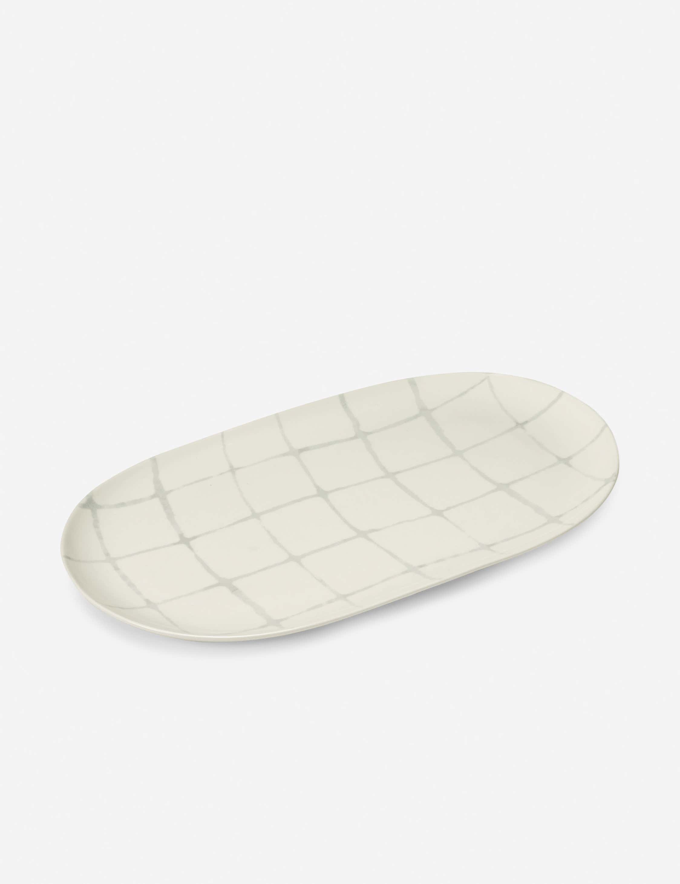 #color::salt #style::platter