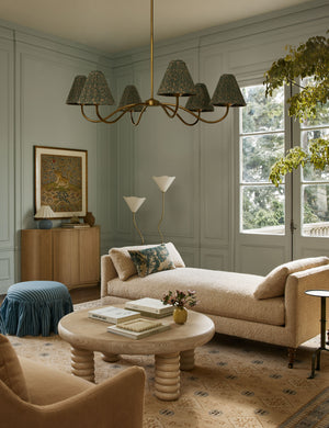 Fabienne Daybed : Talc Performance Linen / Chocolate and Pewter