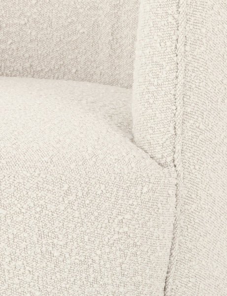 #color::natural-boucle