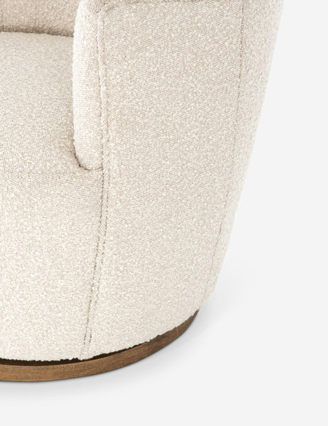 #color::natural-boucle