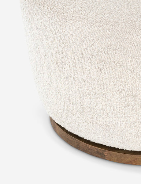 #color::natural-boucle