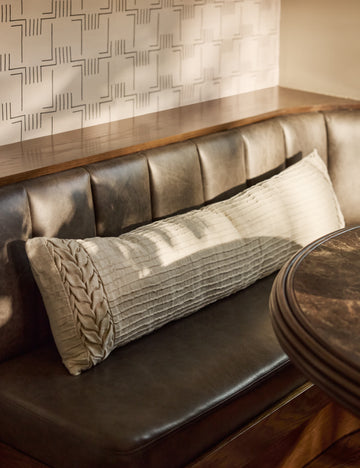 #color::ivory #color::natural #style::long-lumbar