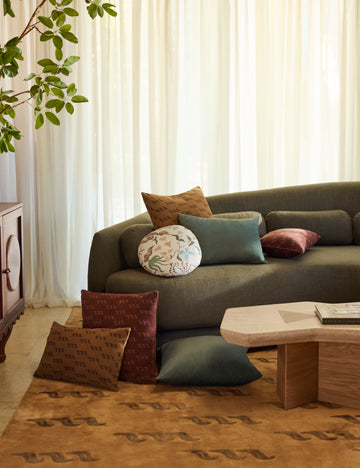 #color::ivory #style::round