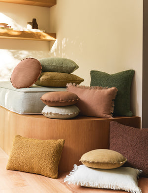 Kimber Linen Pillow : Ivory / Lumbar