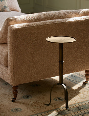 #color::antique-brass