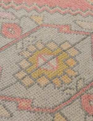 Vintage Turkish Hand-Knotted Wool Mini Rug No. 327, 1'5