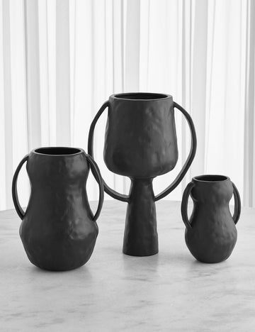 #color::matte-black #size::small #size::medium #size::large