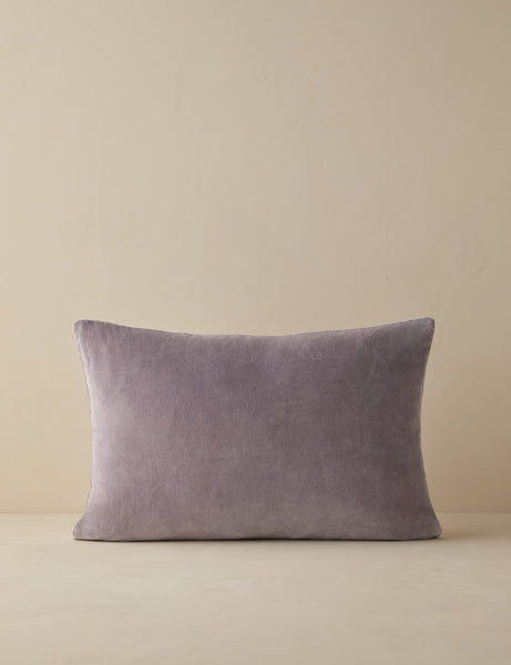 #color::lavender #style::lumbar #fill-type::with-feather-down-insert #fill-type::pillow-cover-only