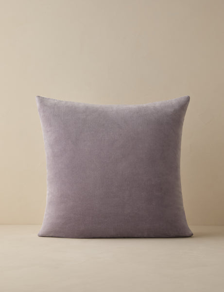 #color::lavender #style::square #fill-type::with-feather-down-insert #fill-type::pillow-cover-only