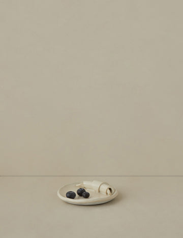 #color::cream
