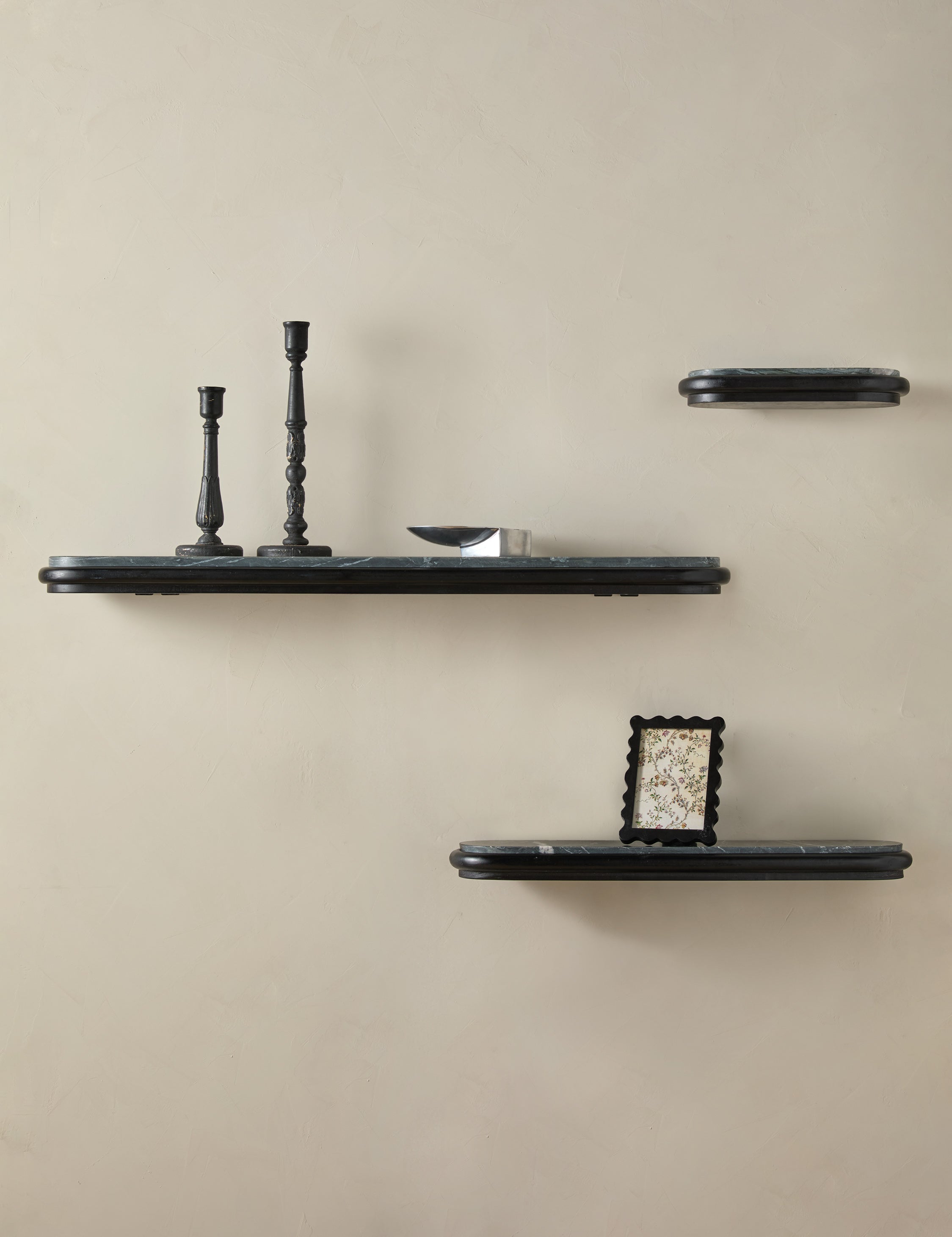 #color::charcoal #size::small #size::medium #size::large