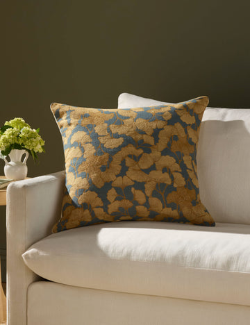 #color::blue-and-gold #size::22--x-22- #insert::down #insert::polyester