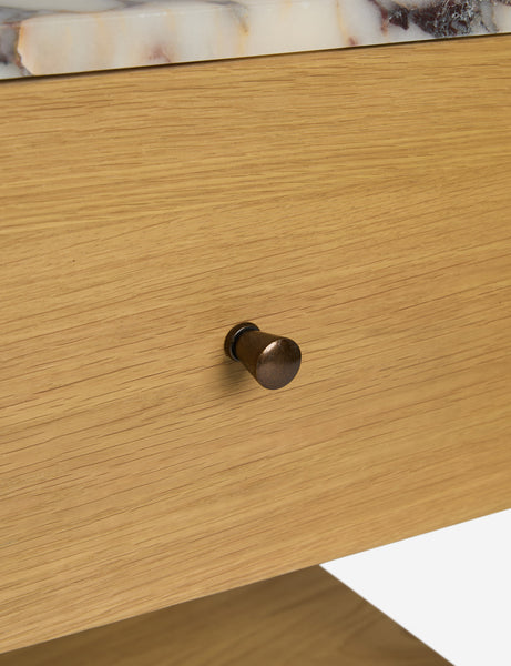#color::honey-oak #size::20-w