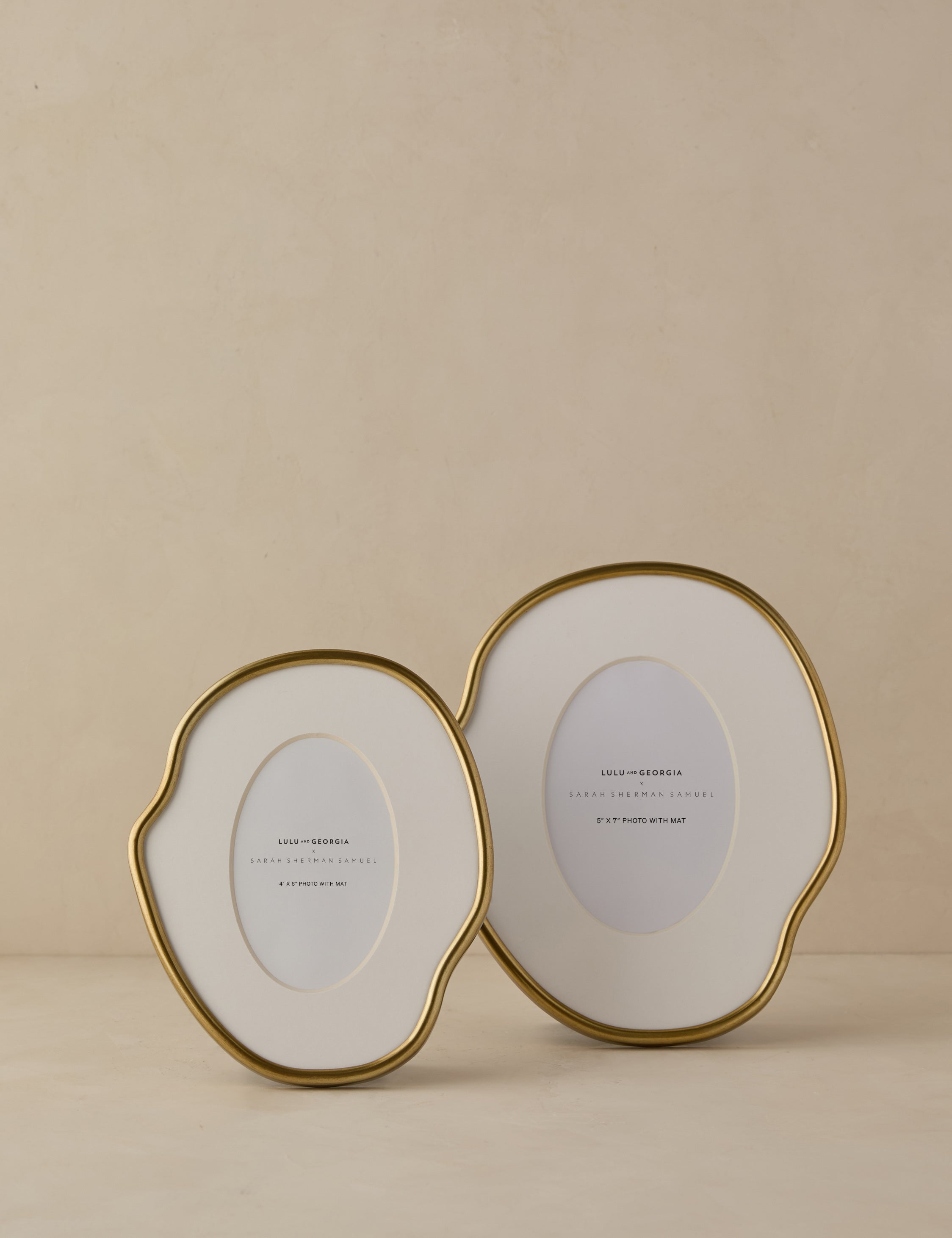 #color::gold #size::4--x-6- #size::5--x-7-