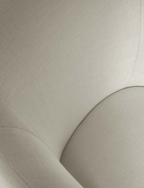 #color::flax | Close-up of the flax linen fabric