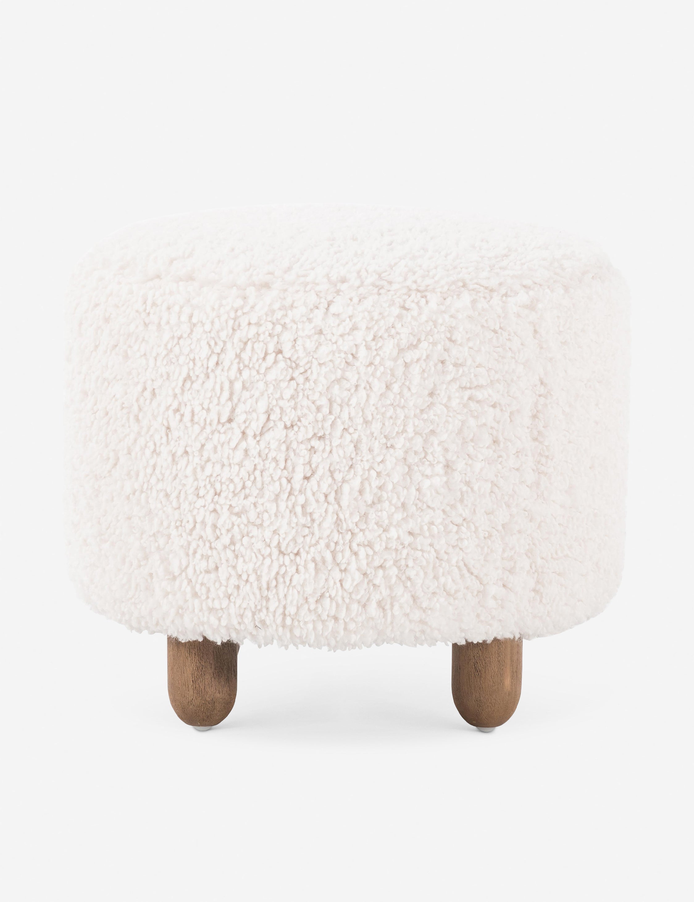 #color::ivory-sheepskin
