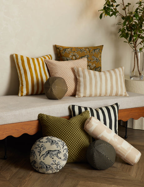 #color::goldenrod-and-ivory #style::square #fill type::with-feather-down-insert  #fill type::pillow-cover-only